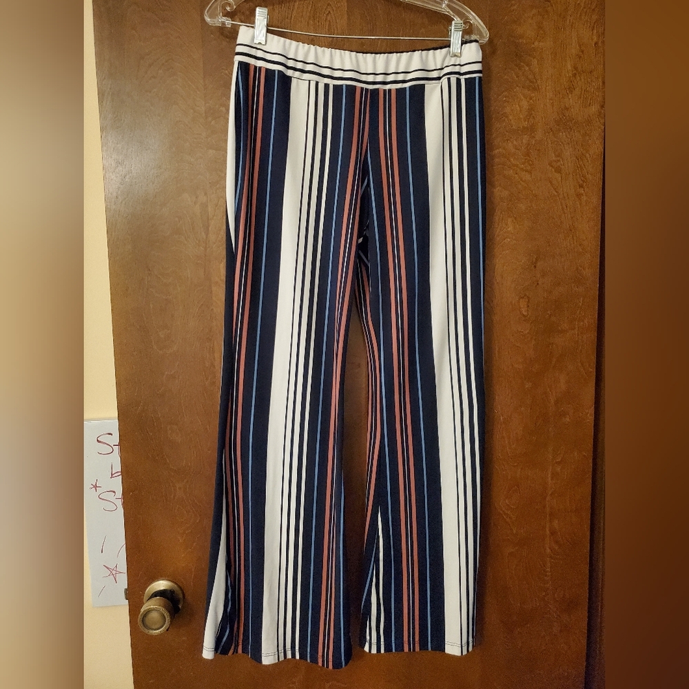 By & By striped pant, flare leg, size L